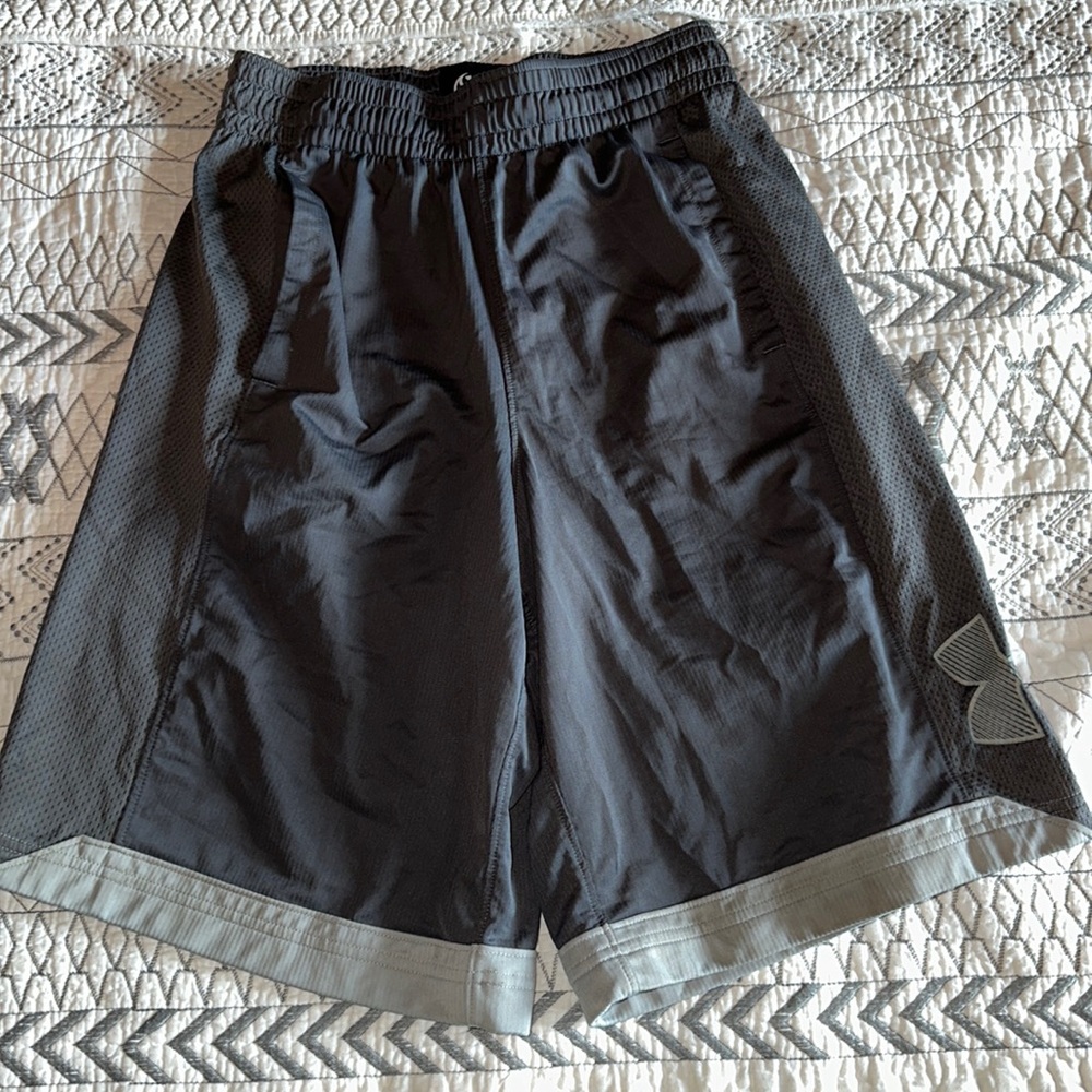 Small underarmour shorts